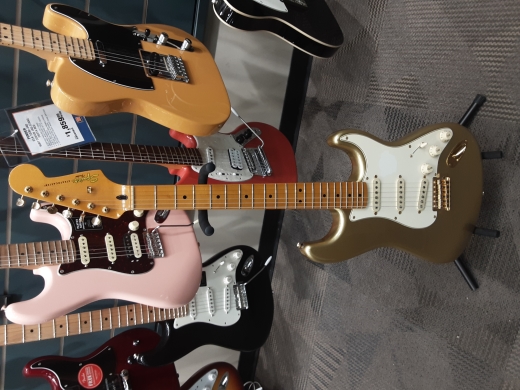 Gear Hunter | Classic Vibe 60th Anniversary Strat - Maple Neck